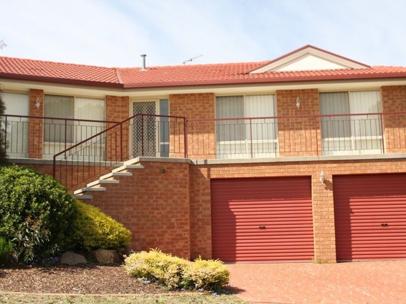 10 English Grove, Jerrabomberra NSW 2619