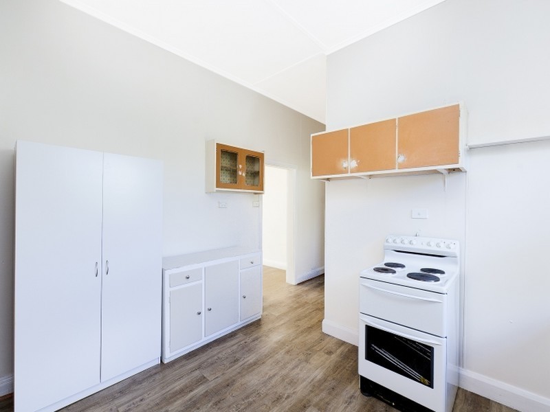 13 Spring Street, Captains Flat NSW 2623