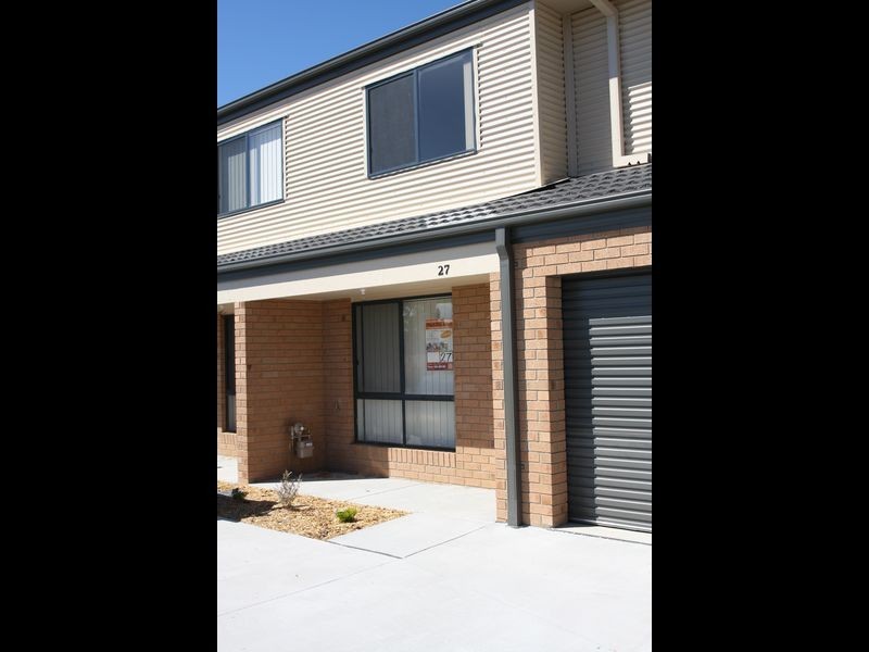 27/41 Carinya Street, Queanbeyan NSW 2620