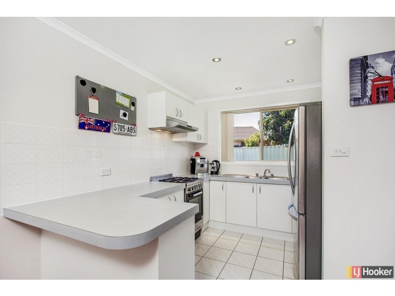 3/47 Walker Crescent, Jerrabomberra NSW 2619