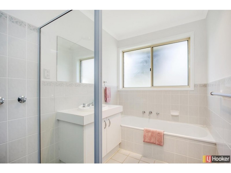 3/47 Walker Crescent, Jerrabomberra NSW 2619