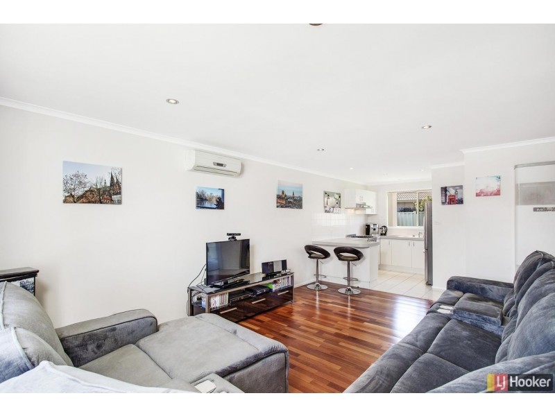 3/47 Walker Crescent, Jerrabomberra NSW 2619
