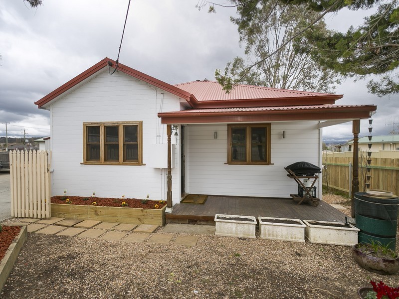 82 Thurralilly Street, Queanbeyan NSW 2620
