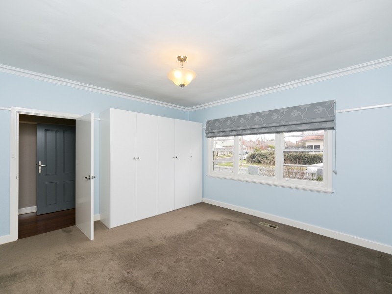 12 White Avenue, Queanbeyan NSW 2620