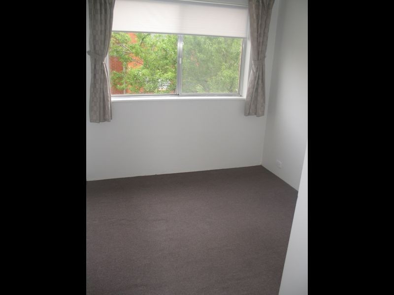 8/9 Crest Road, Queanbeyan NSW 2620