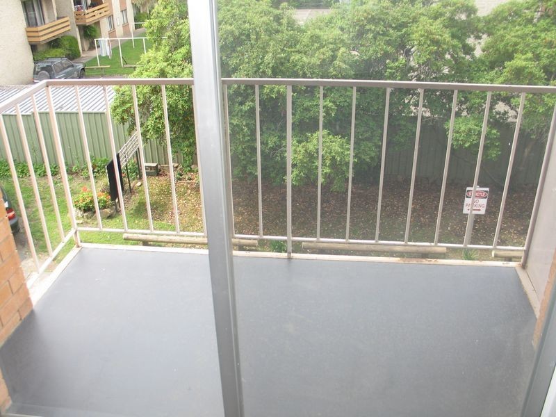 8/9 Crest Road, Queanbeyan NSW 2620