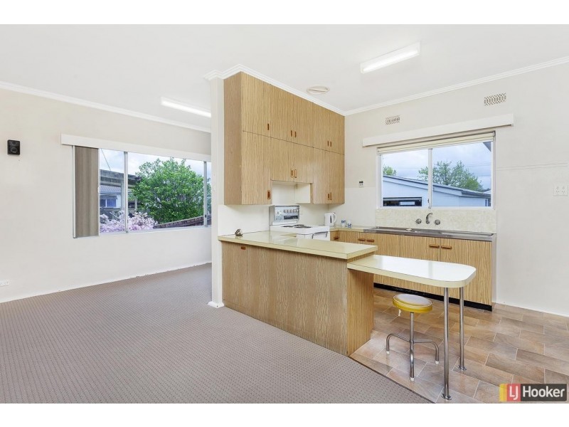 22 Bruce Street, Queanbeyan NSW 2620