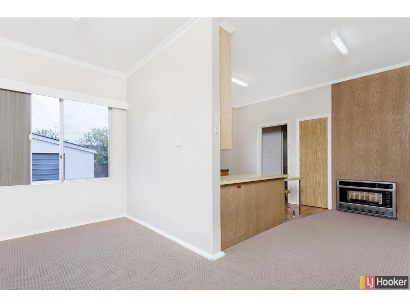 22 Bruce Street, Queanbeyan NSW 2620