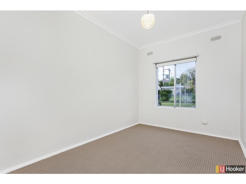 22 Bruce Street, Queanbeyan NSW 2620