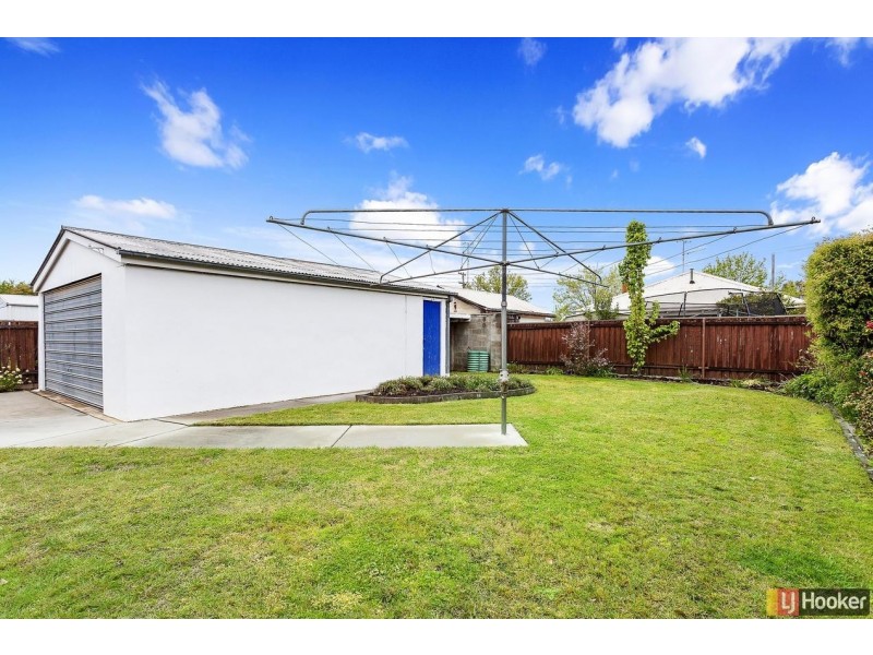 22 Bruce Street, Queanbeyan NSW 2620