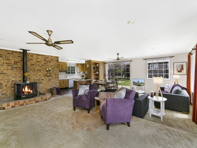 52 Ridgeway Road, The Ridgeway NSW 2620