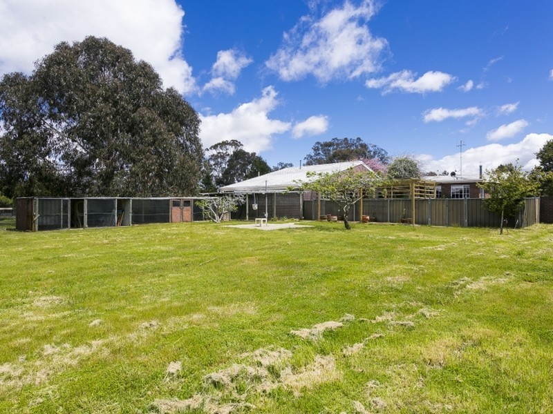 52 Ridgeway Road, The Ridgeway NSW 2620