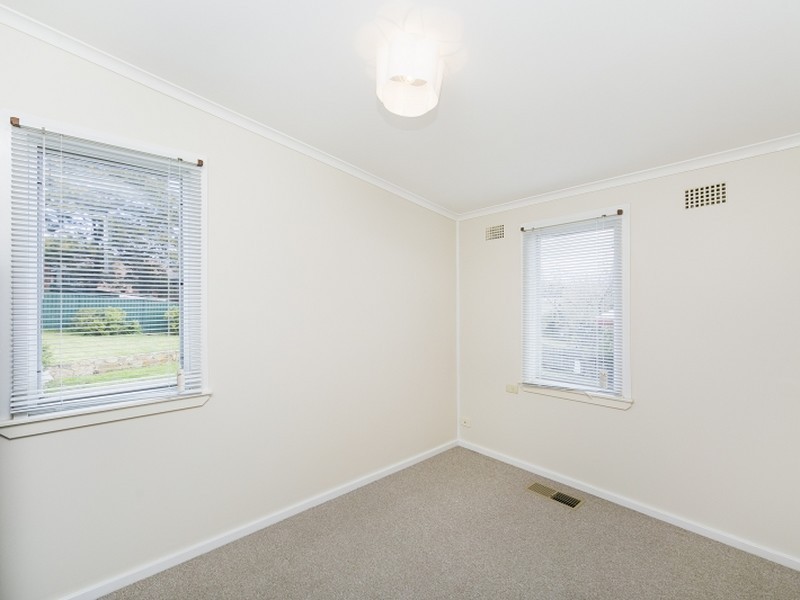 135 Donald Road, Queanbeyan NSW 2620