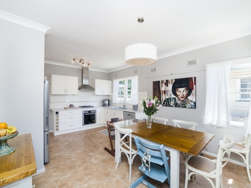 53 The Crescent, Queanbeyan NSW 2620