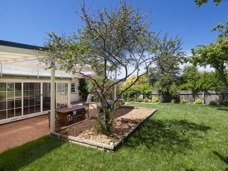 53 The Crescent, Queanbeyan NSW 2620