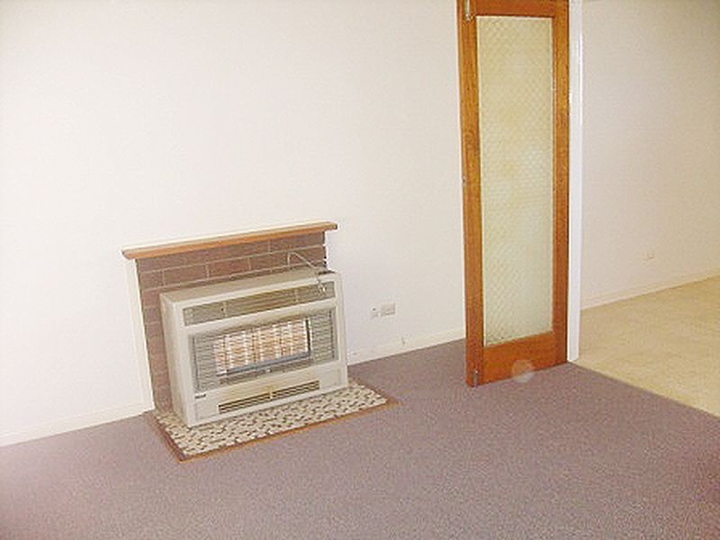 41 Christopher Crescent, Queanbeyan NSW 2620