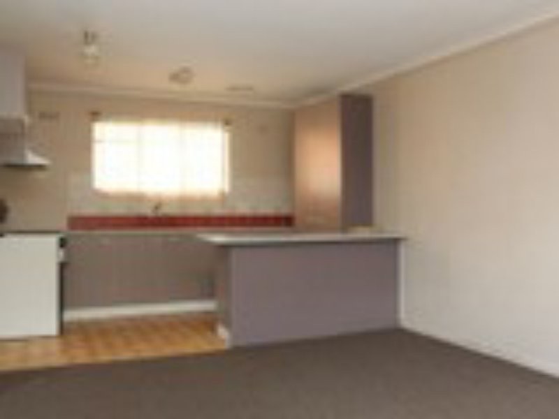 1/59 Donald Road, Queanbeyan NSW 2620