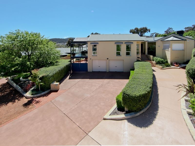 6 Melaleuca, Jerrabomberra NSW 2619