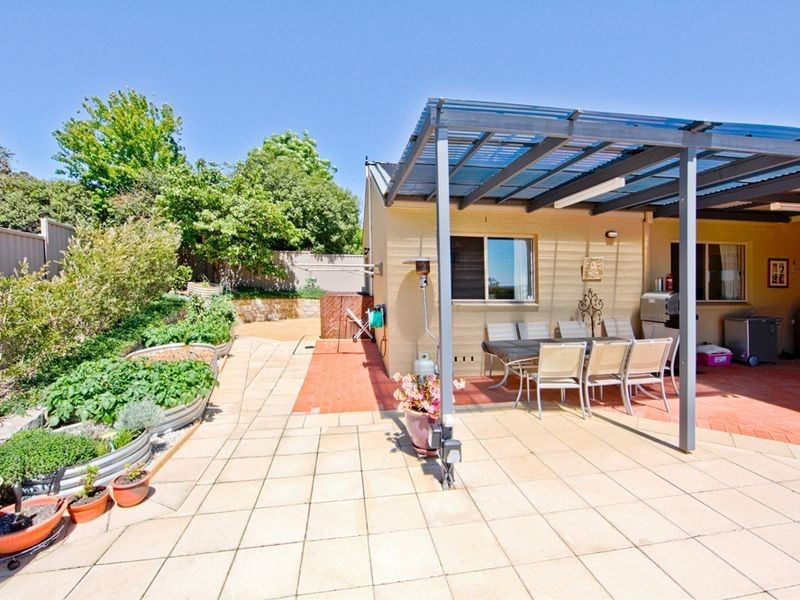 6 Melaleuca, Jerrabomberra NSW 2619
