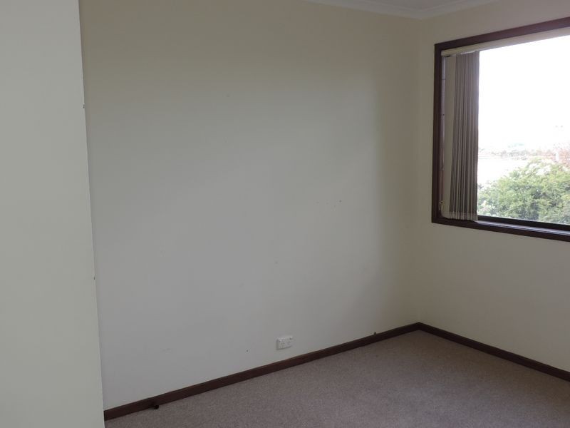 24B Sassafras Street, Queanbeyan NSW 2620