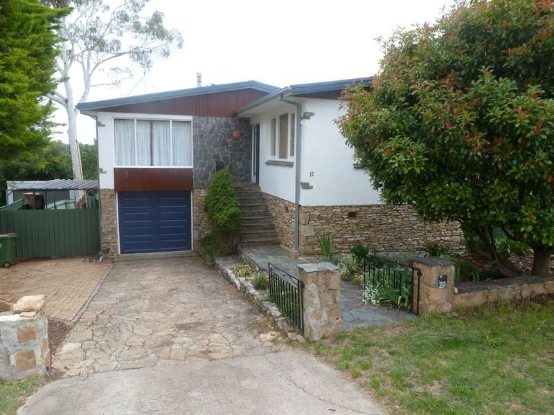 12 Hill Bar Rise, Queanbeyan NSW 2620