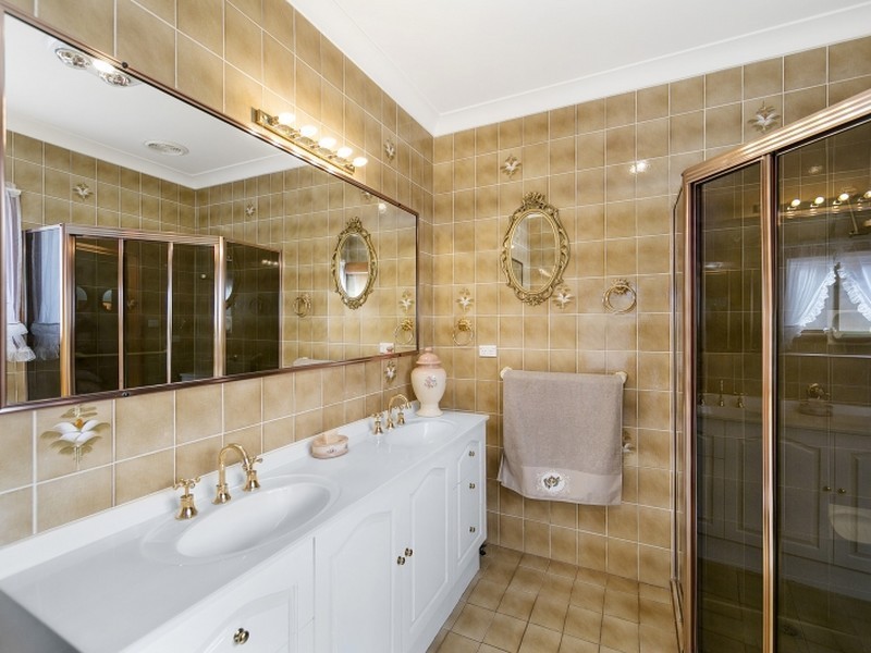 15 Graham Place, Queanbeyan NSW 2620