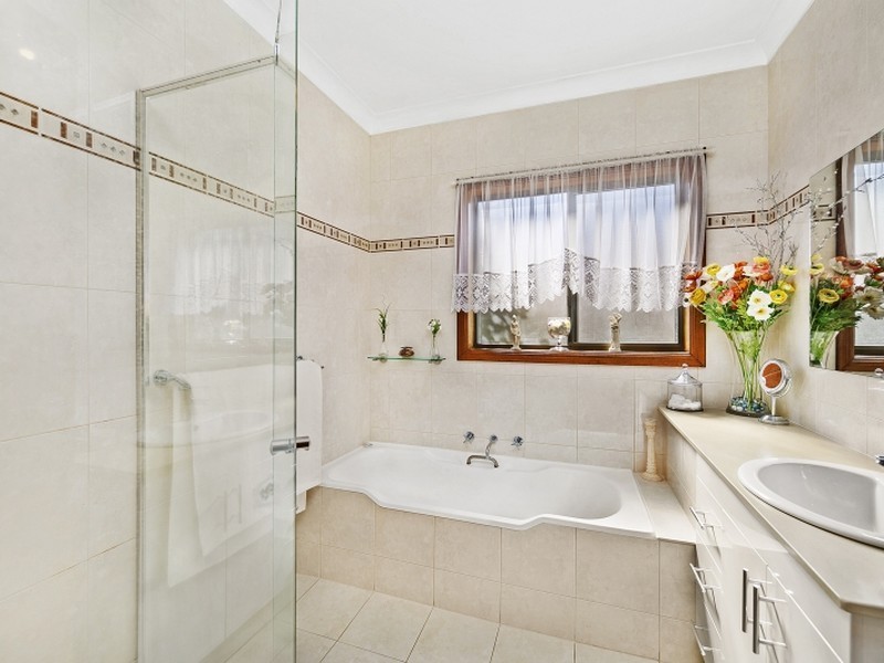 15 Graham Place, Queanbeyan NSW 2620