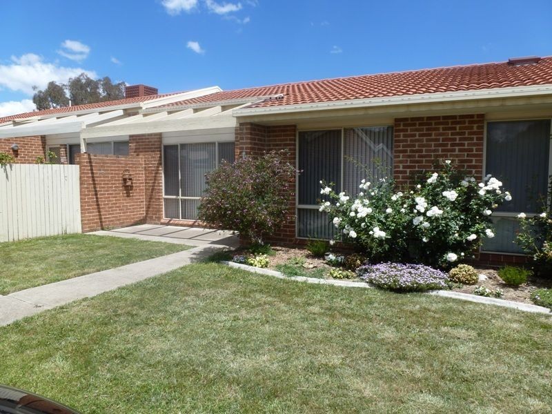 3/31 Walker Crescent, Jerrabomberra NSW 2619