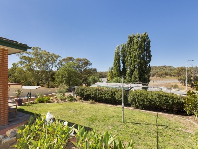 19 Monk Place, Queanbeyan NSW 2620