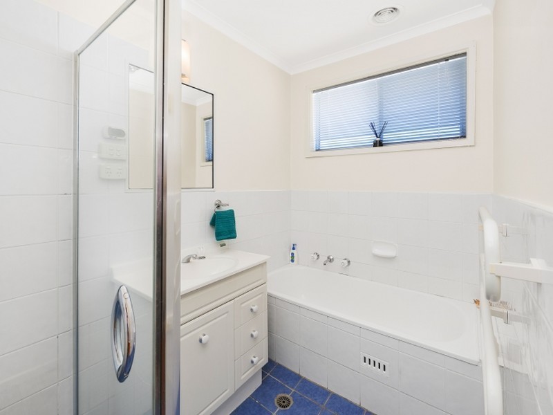 19 Monk Place, Queanbeyan NSW 2620