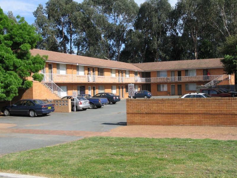 7/10 McQuoid Street, Queanbeyan NSW 2620