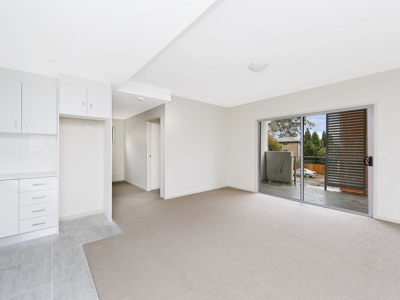 8/13 Crest Road, Queanbeyan NSW 2620