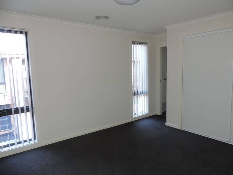 8/30 Buttle Street, Queanbeyan NSW 2620