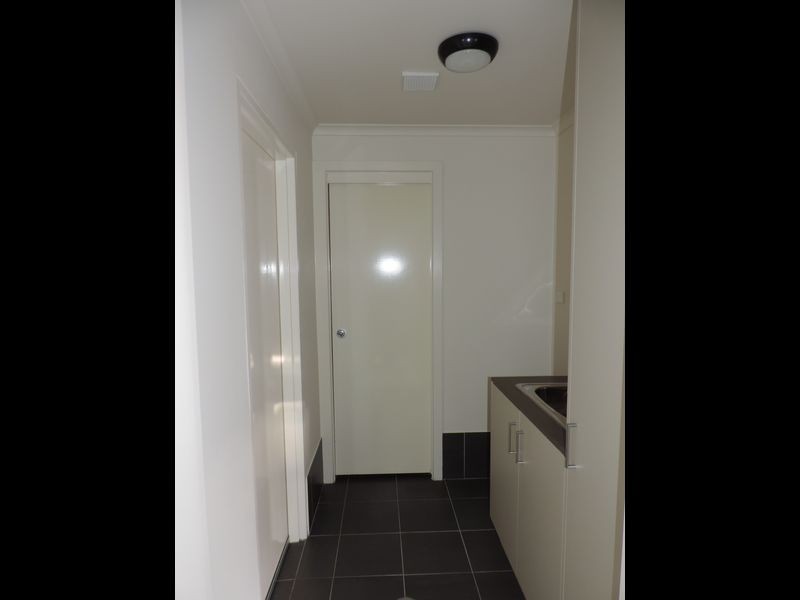 8/30 Buttle Street, Queanbeyan NSW 2620