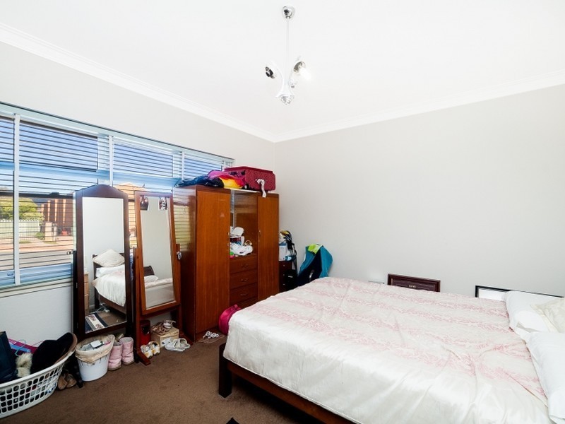 33 Ross Road, Queanbeyan NSW 2620