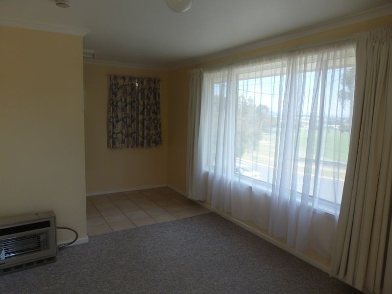 12/50 Richard Avenue, Queanbeyan NSW 2620