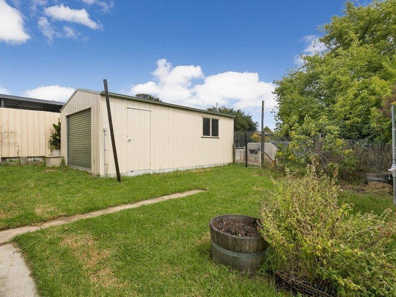 33 Oleria Street, Queanbeyan NSW 2620