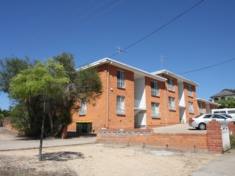 8/21 Blackall Avenue, Queanbeyan NSW 2620