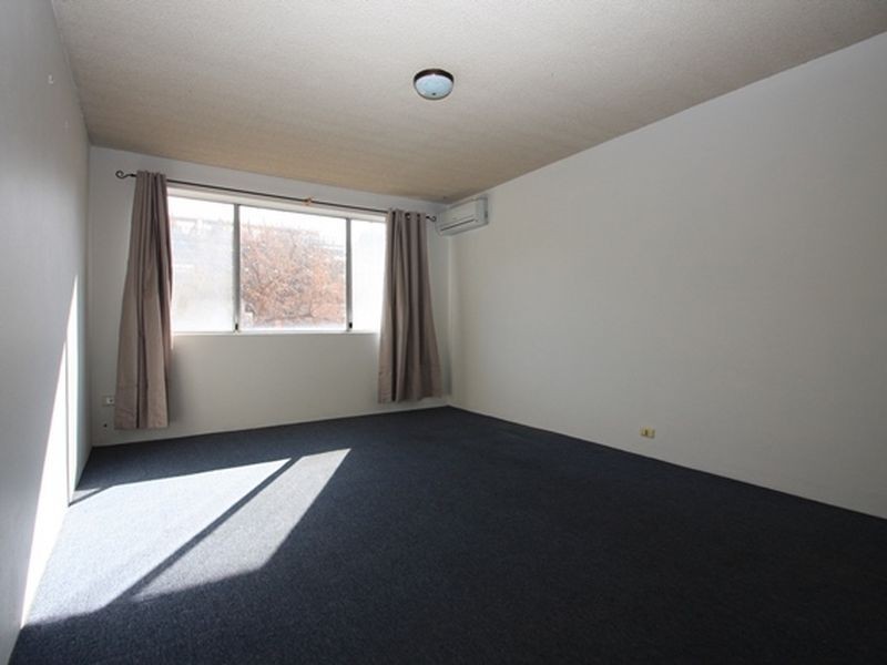 1/74-80 Collett Street, Queanbeyan NSW 2620