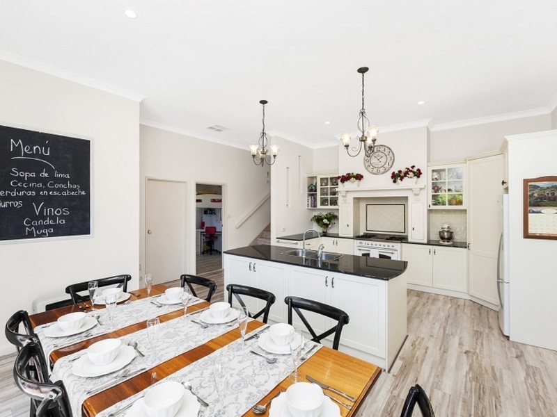 13 Elizabeth Crescent, Queanbeyan NSW 2620