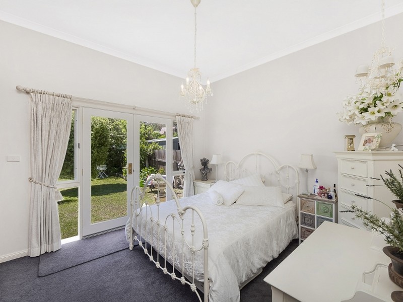 13 Elizabeth Crescent, Queanbeyan NSW 2620