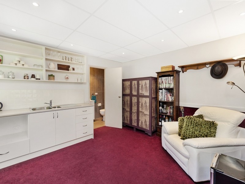 13 Elizabeth Crescent, Queanbeyan NSW 2620