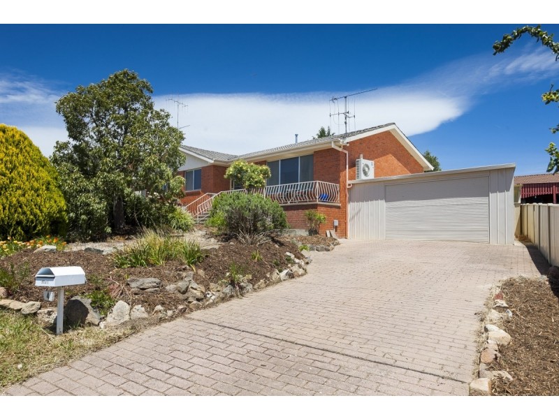 4 Meehan Close, Queanbeyan NSW 2620