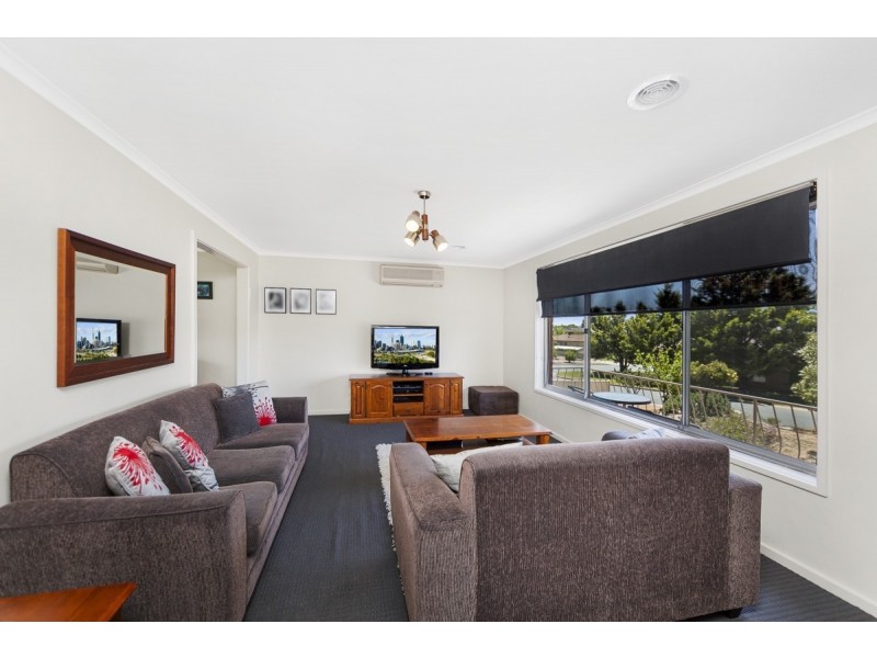 4 Meehan Close, Queanbeyan NSW 2620