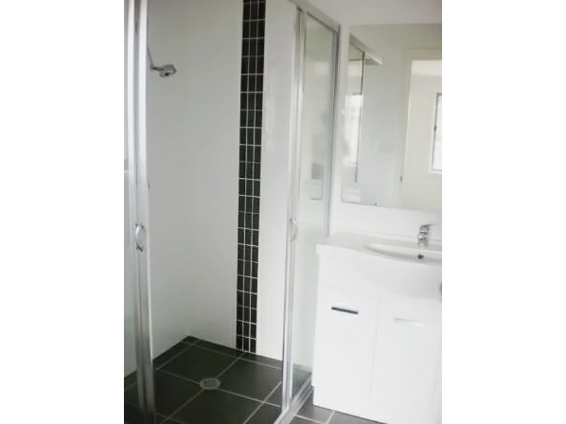 1/18 Mulloon Street, Queanbeyan NSW 2620