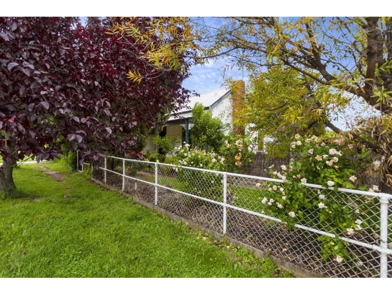 7 George Street, Queanbeyan NSW 2620