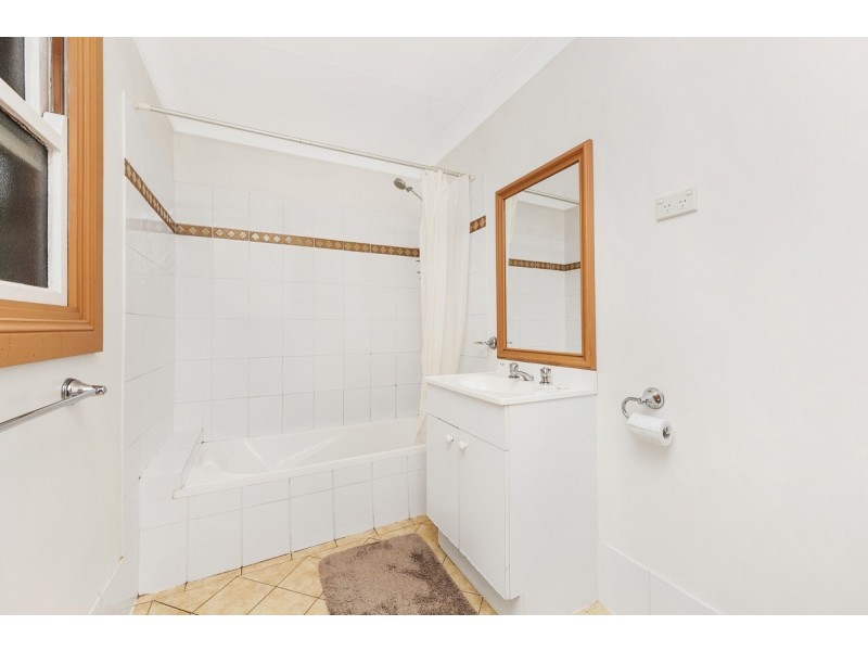 7 George Street, Queanbeyan NSW 2620