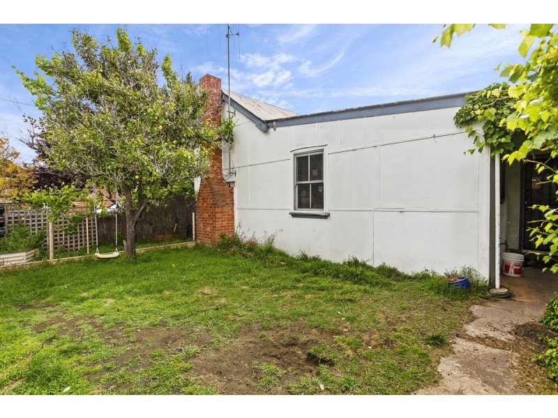 7 George Street, Queanbeyan NSW 2620