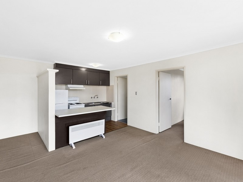 60/5 Crest Road, Queanbeyan NSW 2620