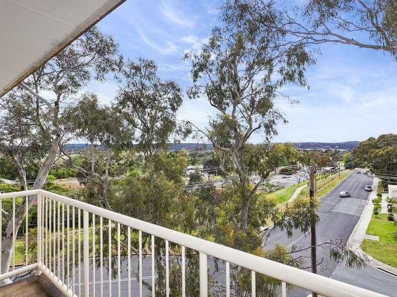 60/5 Crest Road, Queanbeyan NSW 2620